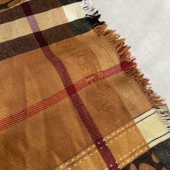 Burberry Women's Animal Leopard Haymarket Check Square Shape Scarf Cashmere - Picture 14 of 15